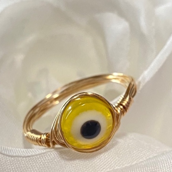 Yellow evil eye wire ring - Picture 1 of 1